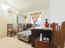 轻轨沿线 步行街旁 位置好 业主安心出售 看房方便