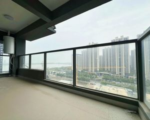 融创翰江府 3室2厅2卫 精装修 62万元 105平米