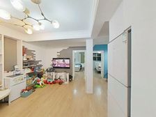 电梯已加装!小区花园位置,一梯两户,格局已改,带固定车位!