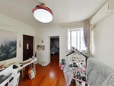 6914三轨,金杨模范小区,全明户型,精装月租4300