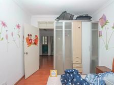 总价真低丨模范小区丨近医院 出行方便 产权清晰 精装修 朝南