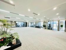 前海科兴科學园 电梯口 豪装带家私 高层看海500平 地铁口