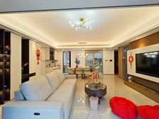 渝北区 江山云出铂悦滨江二组团 四房 218万