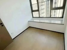 L新塘金泽豪庭 南北朝向三房 近地铁口 出行方便 带精装