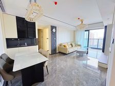 南坪步行街天花板小区丶车位充足丶轻轨家门口丶精装修拎包入住