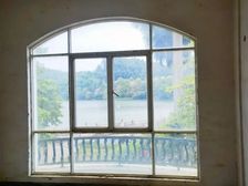 三正半山一线湖景独别墅 无任何遮挡 业主诚心出售 随时可看房