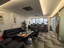 正南向 景观很好 3+2间隔 拎包入住 可租售 配套设施齐全