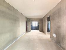 小区环境好,旁边有大商场,小区管理严谨