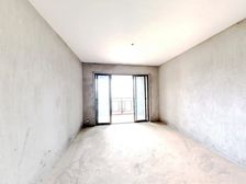 近地铁西站旁 环境好生活配套成熟 交通便利