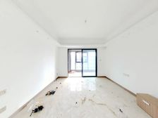 洋房小区的园林绿化好,精装交付,新力物业管理严谨