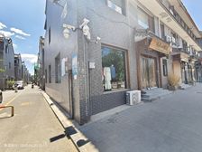 南岸一号临街130平商铺丨可餐饮丨20万/年丨繁华地带