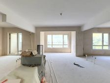 金地格林世界 南北 婚房社区 128平米 仅售99万