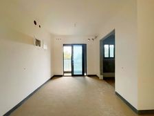 中央公园巴数 素8双书报 诚售龙湖品质洋房 随时看房