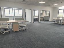 梅园地铁站 精装168平2加1格局带家具 建筑路宝通建苑大厦