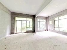 近城区厚街海逸豪庭小别墅 看湖景 580万 高赠送高使用率