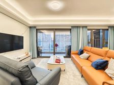 龙光城 119.89平4居 东南向精装修 着急出售