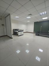 带办公家具75平方办公室,物业直租,可办公,电商、直播间