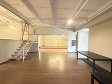 竞园影像产业基地 婚纱遗留装修 状态好 朝西向