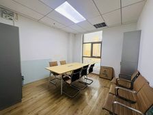 华汇大厦 适合初创企业 精装小面积34平 拎包入住