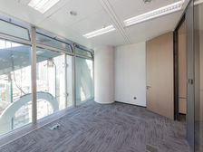 24空调 亚洲首位LEED铂金认证 凤水及+ 配全套家具