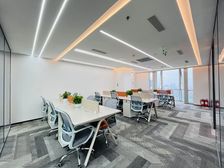 正对电梯 高区西向无遮挡 一年车位 可开专票 4房间+17