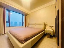 中建御湖壹号 4室1厅 西南