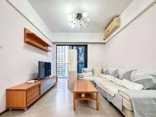 (业主包税)西乡地铁口 繁华商圈 低于市场价出售 随时看房