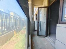 首地江山赋浅山台 3室2厅2卫 精装修 130万元