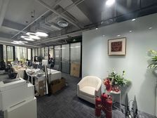 光华路SOHO二期 甲方直租 小面积 153平米 价格全含