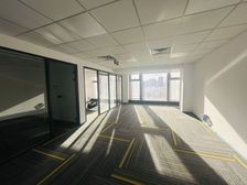 华彬中心 精装修小户型 2间 朝北向 可配家具