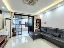 湖景房源,价格可谈,满五税少,家具全送,随时可谈!