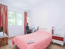 环球港旁边...三房两卫...飞机户型...带30平花园