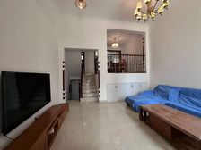 中铁琥珀湾 联排别墅 175米158万 房主豪华装修拎包入住