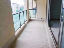 朝南 小区配套完善 横厅四房 户型方正 板式通透