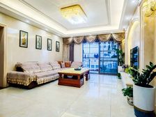 凯南广场 小区新 交通便利 商品房 朝南 商业配套成熟