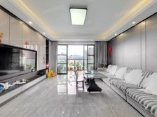 两梯两户大平层,满五年住家豪华装修 中间楼层 1100万可谈