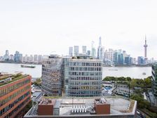 外滩一线江景房,全新装修,拎包入住,满五税费税少