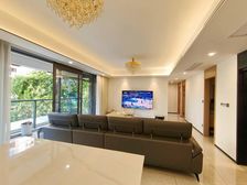 家人们不要犹豫了,这套房子位置 周边配套设施齐全门口是轻轨