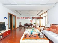 建设花园,3复4送阁楼送个大露台,实用面积300平,有钥匙