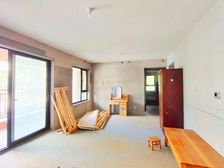 北龙湖鲁能公馆毛坯三房 满两年小区中间位置 急售随时可看房