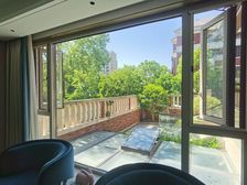 碧云壹零,高档大气小区,豪华装修大联排别墅,一步到位,大花园