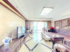 靠后山位置,前看别墅户看龙城公园,住家精装 高楼层