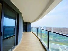 带大阳台20平,看海,楼下就是华润商业街,华润小径湾听海轩!