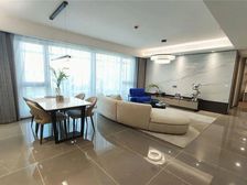 (首付低19万)中央公园精装房,2T4户共10层,带地暖空调