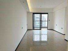 房子是高层,正南朝向,景观好。