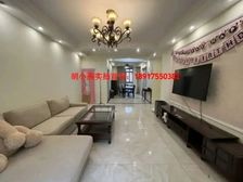 家乐福商圈,出门有轨电车,经典三居,送朝南车库20平,满五年