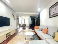 春申天花板小区!高档品质的代名,带车位!满五 ,看房随时!