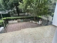 新上,中心位置,有超大花园,南北通小两房,满五税少,已购诚售