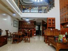 带露台的 空中别墅 豪装 景观好 小区安静