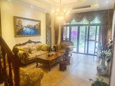 恒大金碧天下(一二期 4室2厅4卫 精装修 328万元